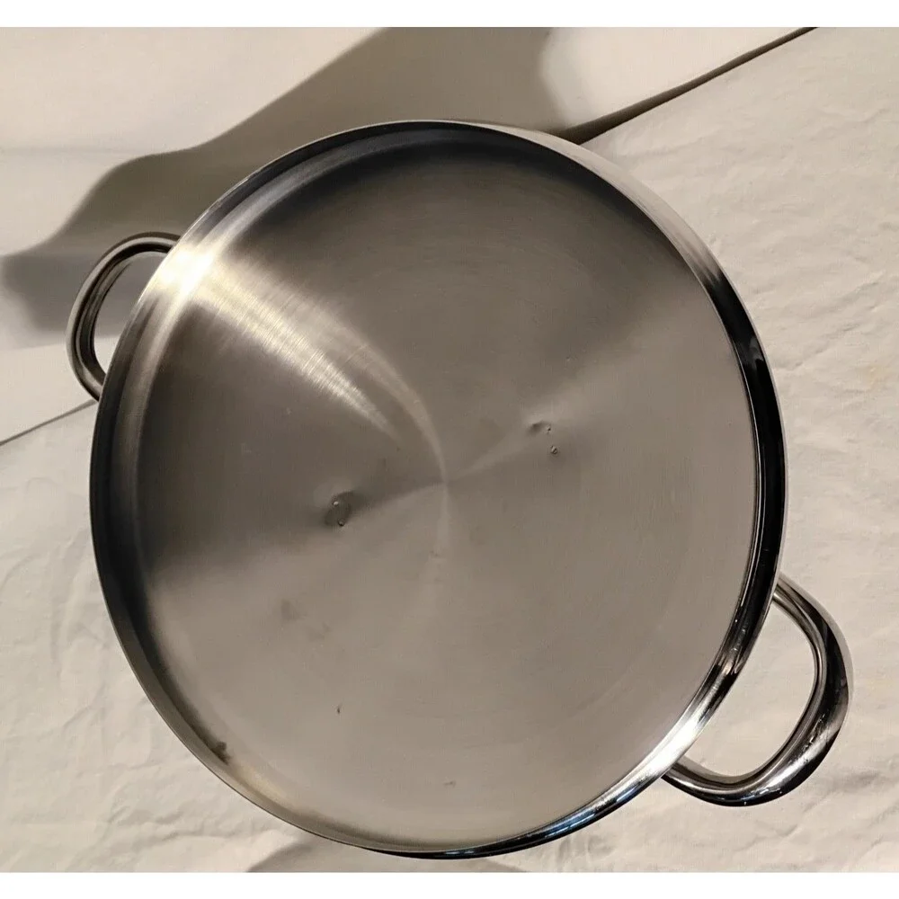 Farberware 18/10 Six Quart Stockpot With Lid T00097 Excellent